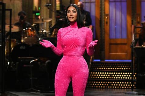 Kim Kardashian Wears 3 Hot Pink Outfits On ‘saturday Night Live Us