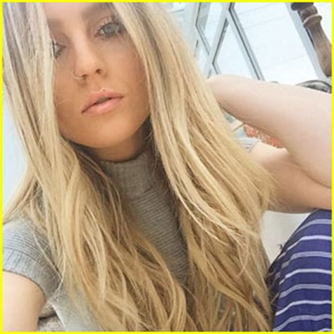 Perrie Edwards Takes Stunning New Selfie Babe Mix Perrie Edwards Just Jared Jr