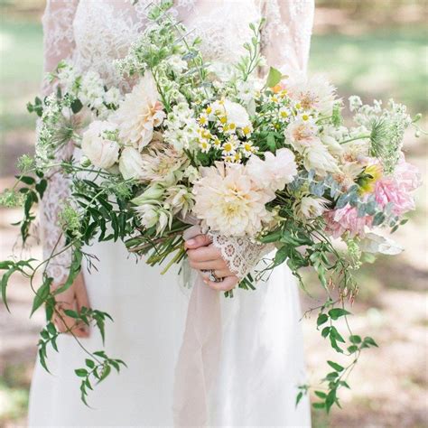 42 Insanely Stunning Spring Wedding Bouquets Wildflower Wedding