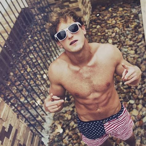23 Best Logan Paul Shirtless Images On Pinterest Logan Paul 4 Life And Attractive Guys