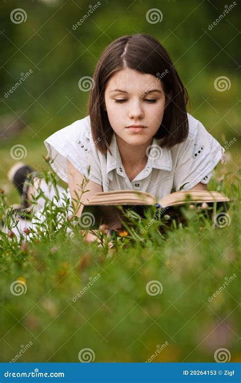 Young Beautiful Grand Woman Reading Stock Image Image Of Enthralling