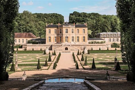 This Restored 17th Century French Château Is The Storybook Stay Of Your Dreams Chateau French