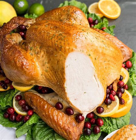 A video for how to make a thanksgiving turkey recipe that your guests will love! How to Make Thanksgiving Turkey (Easy, Juicy, Moist Recipe ...