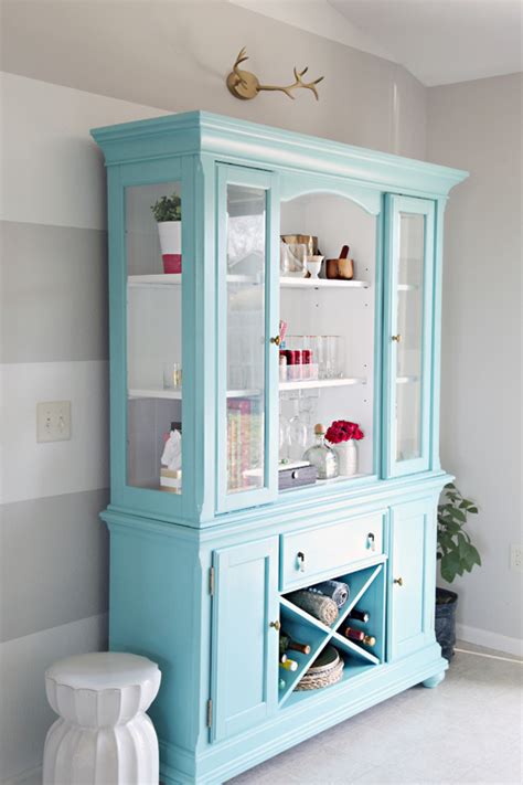 A memorable dining room requires more than just a table and chairs; IHeart Organizing: Our New-To-Us Painted Dining Room Hutch ...
