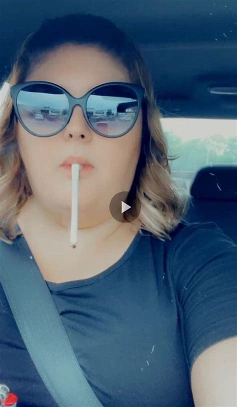 Nikki Longnails 🍍💅🏻💍🔞 On Twitter Cum Watch Me Smoke Bbw Vs120s Smokingfetish