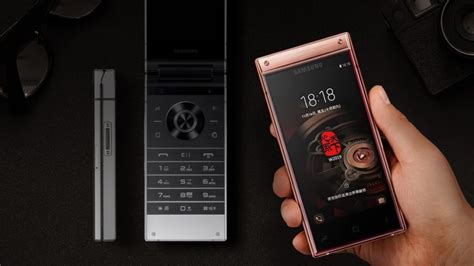 Samsung Releases A New High End Flip Phone Coolsmartphone