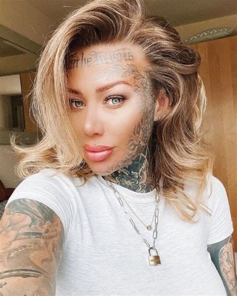 Britain S Most Tattooed Woman Shows How She Looked Before Surgery And Ink Diamond You