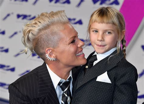 Pink Shares A Photo Of Daughter Willows Homemade Face Mask Popsugar