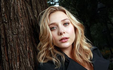 Elizabeth Olsen Women Blonde Face Actress Green Eyes Trees Women Outdoors Black Coat Trench