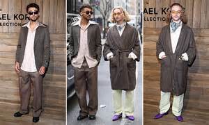 The pair are renowned for their bold wardrobe choices and davies has previously explained that fashion is something he's always been interested in. Tom Davies and Dominic Calvert-Lewin take in New York fashion week | Sports Life Tale