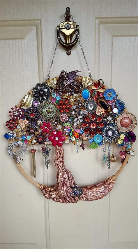Pin by Sue Pullen on tree of life | Arts and crafts ...