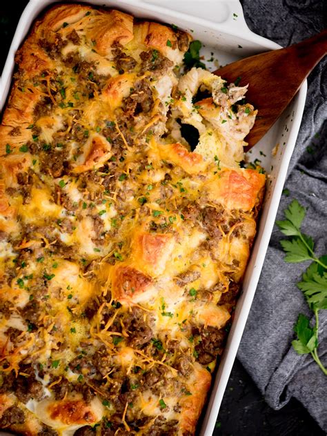 4 Ingredient Breakfast Casserole With Biscuits Sweetly Splendid