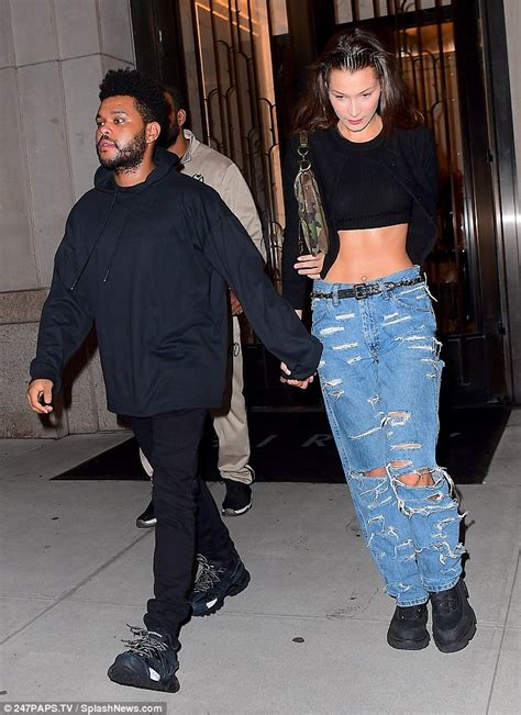 Jun 25, 2021 · and bella hadid was sure to make an impact as she strutted her stuff while attending the dior men's summer 2022 show, unveiling the upcoming collection designed by travis scott and kim jones, in. Bella Hadid shows off her impossibly toned tummy as she ...