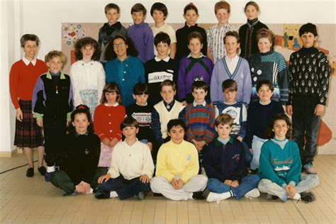 Photo De Classe Cm2 De 1990 Ecole Charles De Foucauld Copains Davant