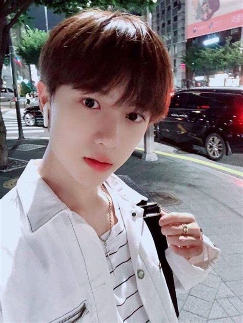 Foto member bts ulang tahun; Foto Pre Debut Beomgyu TXT yang Bikin Netizen Meleleh. Visual Banget! - Semua Halaman - CewekBanget