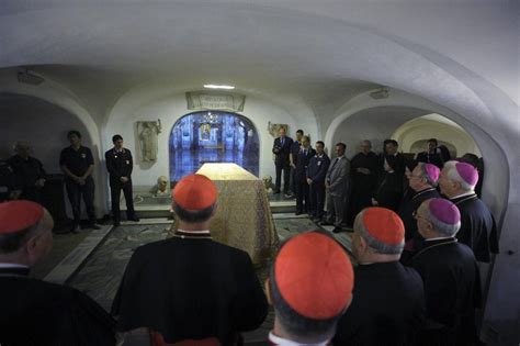 Tomb Of John Paul Ii Is Opened On Eve Of Beatification Catholic Herald