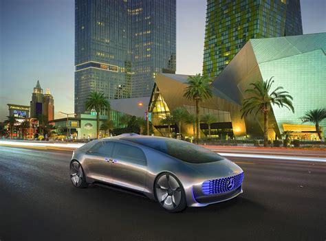 New mercedes benz f 015. Mercedes-Benz F 015 Concept Shows Future Today [Preview ...