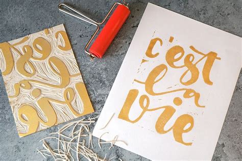 Maybe you would like to learn more about one of these? Lettering und Linoldruck - eine coole Kombination ...