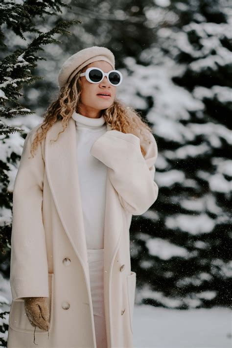 Classy Winter Outfit Idea Classy Winter Outfits Winter White Outfit