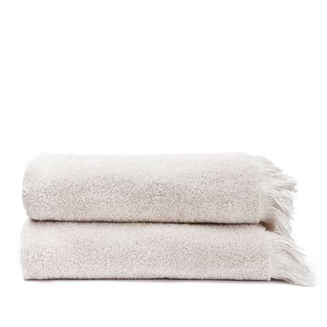 See your favorite bath room sets and branded ice cream discounted & on sale. Bath Towel // Set of 2 // Smooth (White) - Casa Di Bassi ...