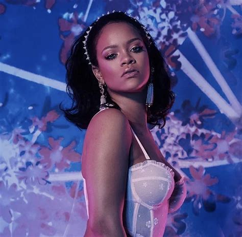 Rihanna Sexy 11 Hot Photos Thefappening