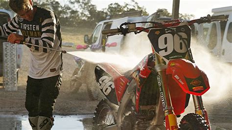 How To Wash Your Dirt Bike The Proper Way Shouts