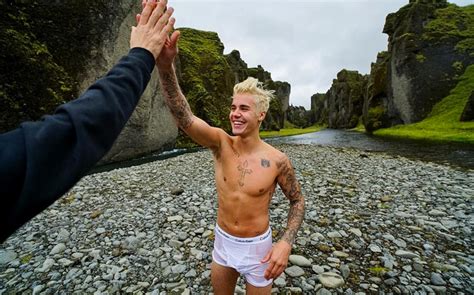 Are Justin Biebers Nude Photos An Invasion Of Privacy