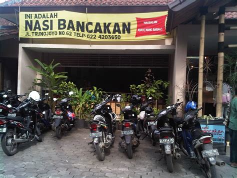 6 Tempat Makan Murah Di Bandung Yang Tidak Boleh Dilewatkan