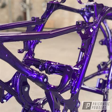 Yamaha Banshee Frame Coated In Illusion Purple And Clear Vision Prismatic Powders