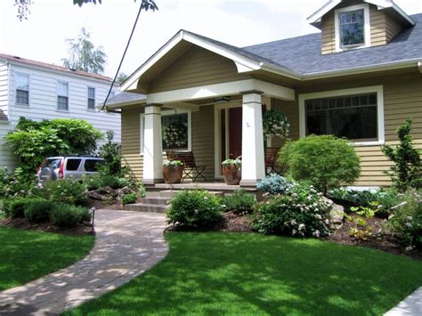11 craftsman house colors to inspire your renovation. 35 best images about Craftsman Style Landscaping on Pinterest