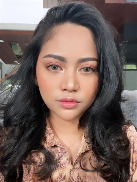 Ia pun membuat sayembara agar bisa mengetahui biodata lengkap sang haters. Curhat Rachel Vennya Soal Niko Al Hakim di Tengah Isu ...