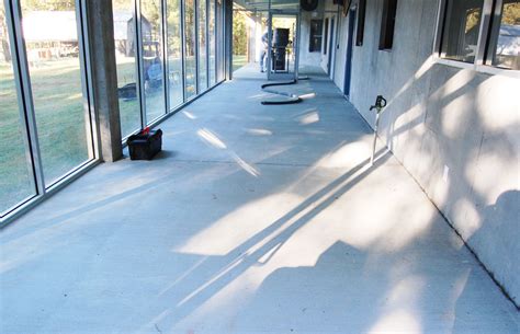 Kitchen floors, garage floors, basement floors and more interior floor finishes: Durham Sunroom Epoxy Metallic Floor