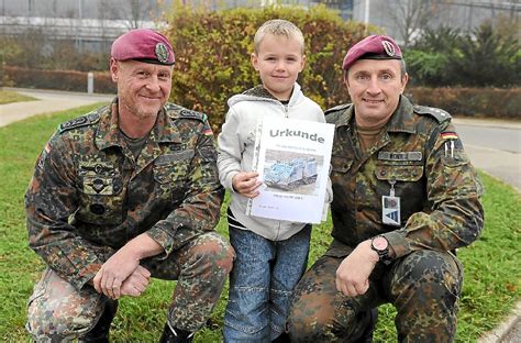 Das kommando spezialkräfte der bundeswehr ist nach rechtsextremen vorfällen verstärkt ins blickfeld geraten. Calw: Bei den Soldaten fühltsich Tom wie zu Hause - Calw ...