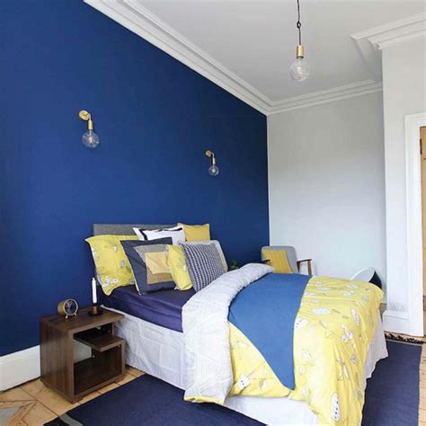 We're seeing more and more clients remove tvs from bedrooms, invest in high quality bedding and window treatments, and moody, soft lighting. Bedroom Interior Design Lighting Trends | Bedroom interior ...
