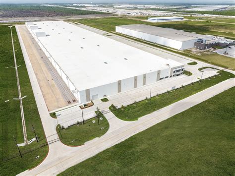 Project Spotlight: Cedar Port Logistics Center, Building 2 - BRR