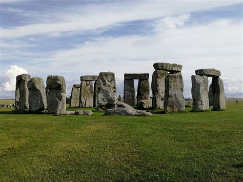 New Discovery At Stonehenge
