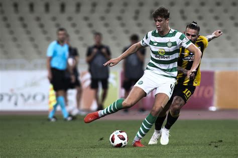 ¡accede a los perfiles de jugadores (ej.: Jack Hendry comments on reported Rangers target Fashion Sakala