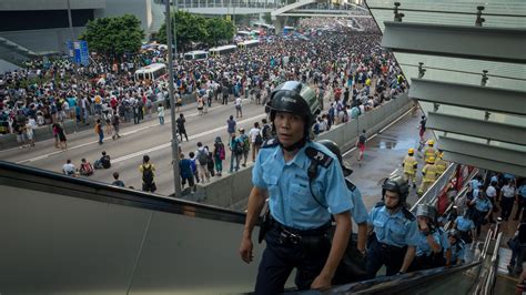 Hong Kong Police Use Tear Gas On Large Pro Democracy Protest KUOW