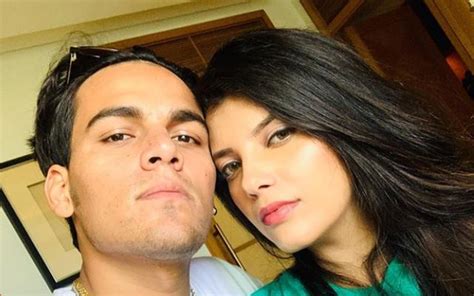 Who is deepak chahar's better half and so forth.? Rahul Chahar Gf / à¤­ à¤°à¤¤ à¤¯ à¤¤ à¤œ à¤— à¤¦à¤¬ à¤œ à ...