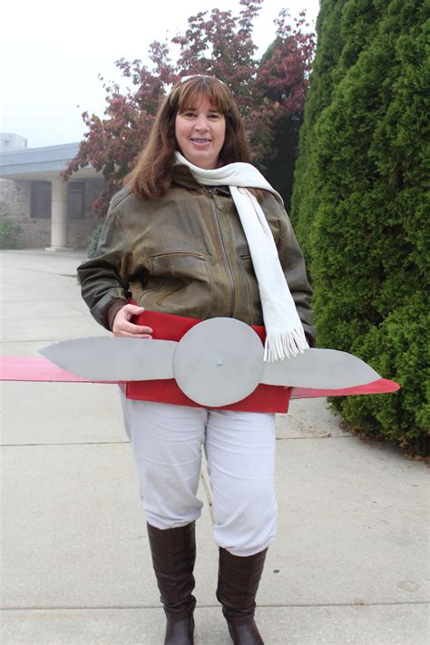 Diy Amelia Earhart Costume Diy Amelia Earhart Costume With Smarties