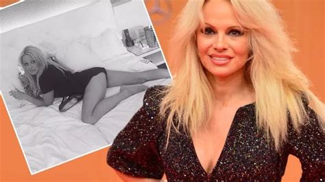 Pamela Anderson Flashes Her Toned Butt In Cheeky Snap As The Blonde Sex