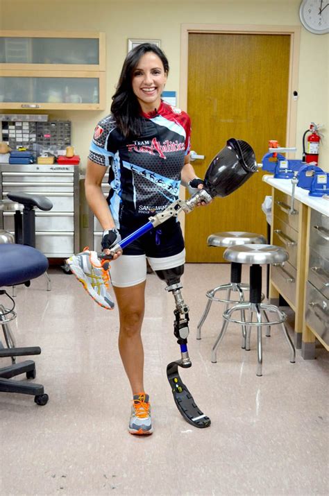 Pin By Jorge On Inspiring People Bionic Woman Prosthetic Leg