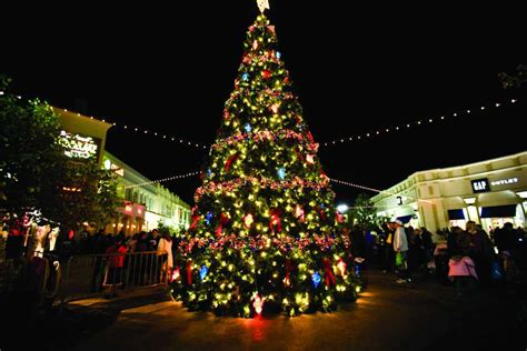 ¿cuál Fue El Primer árbol De Navidad De La Historia