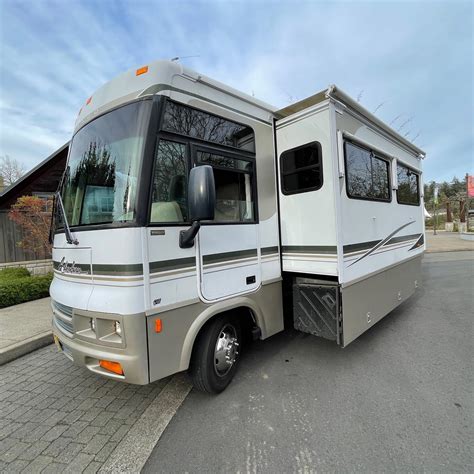 Only 30ft Class A Motorhome 27k Miles
