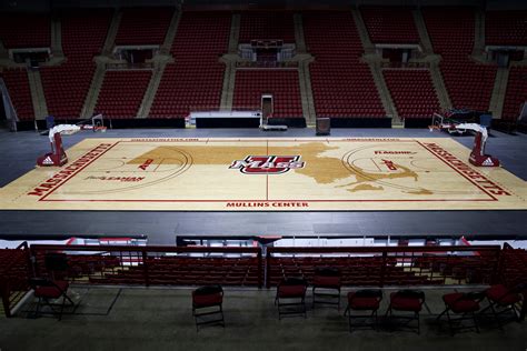 College Basketball Court Designs Taken To New Level With Local Flavor