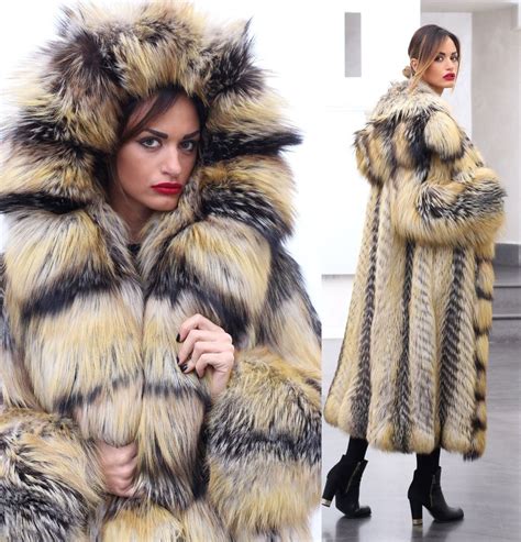 BBR Guy Fur Fashion Fashion Outfits Fabulous Furs Girl Movies Fox Fur Coat Silver Fox The