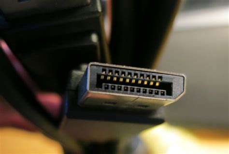 What Kind Of Cable Looks Like Hdmi But Has Only One Slanted Edge