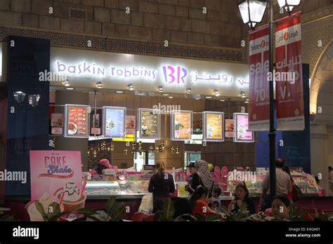 Baskin Robbins Stehen In Der Ibn Battuta Mall In Dubai Vae