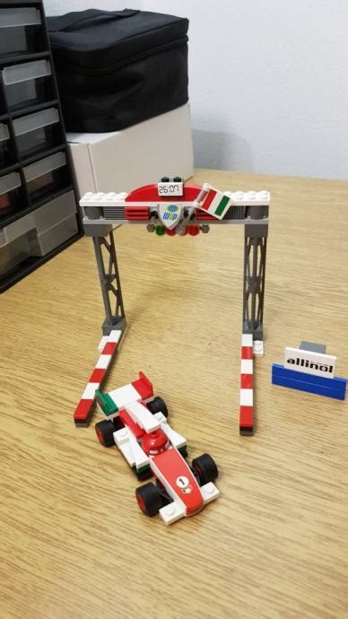 Lego Set 8423 1 World Grand Prix Racing Rivalry