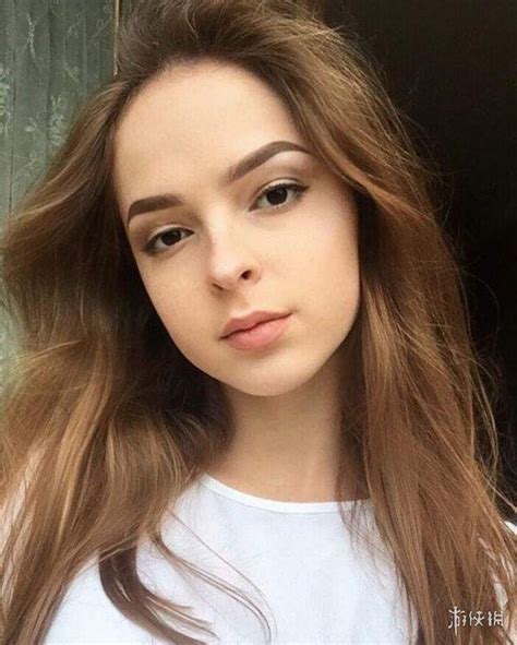 16岁俄罗斯美少女长大了！黑丝萝莉变身比基尼女郎八卦趣闻新浪游戏新浪网